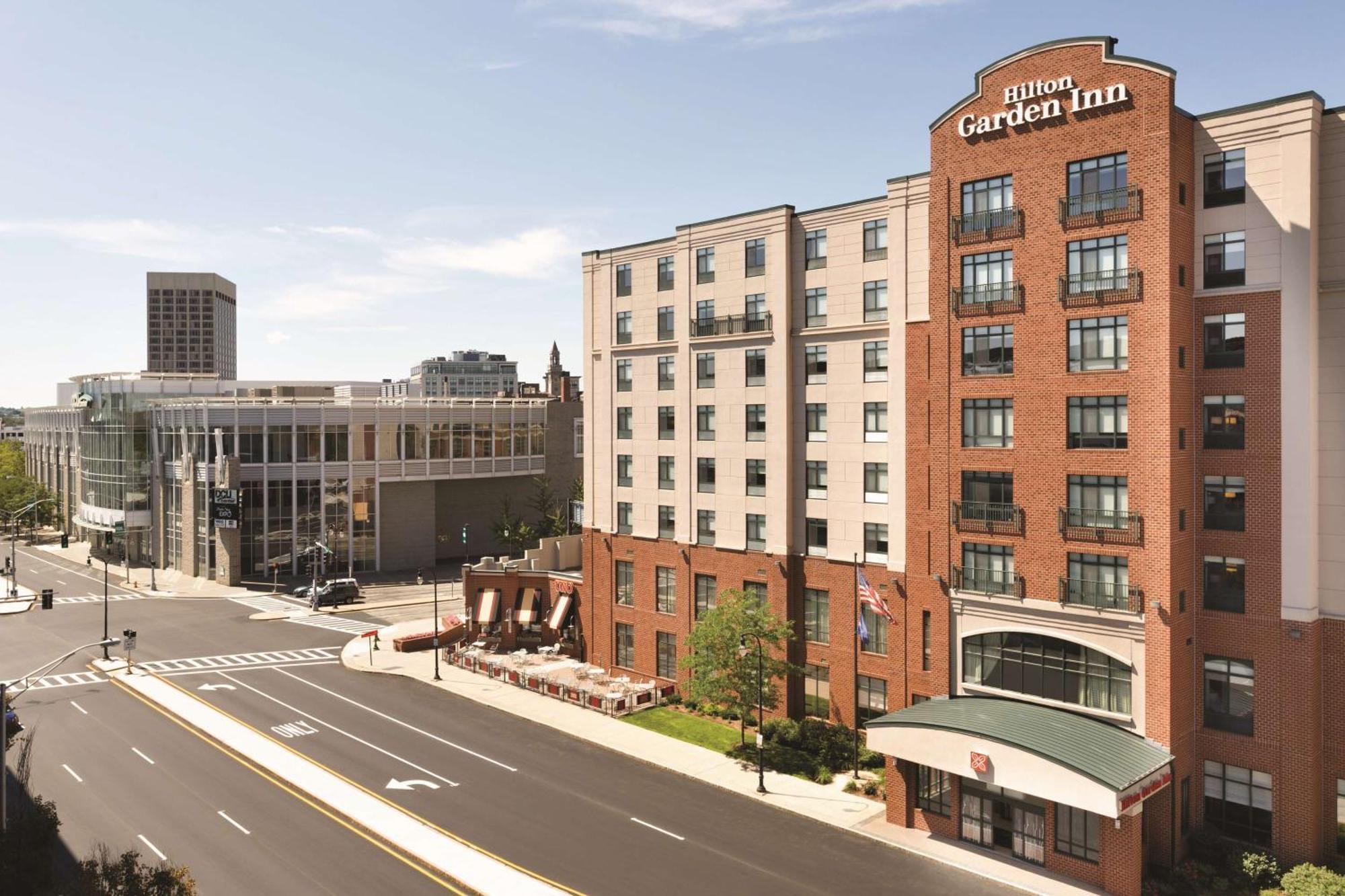 Hilton Garden Inn Worcester Exterior foto